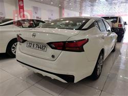 نيسان ألتيما